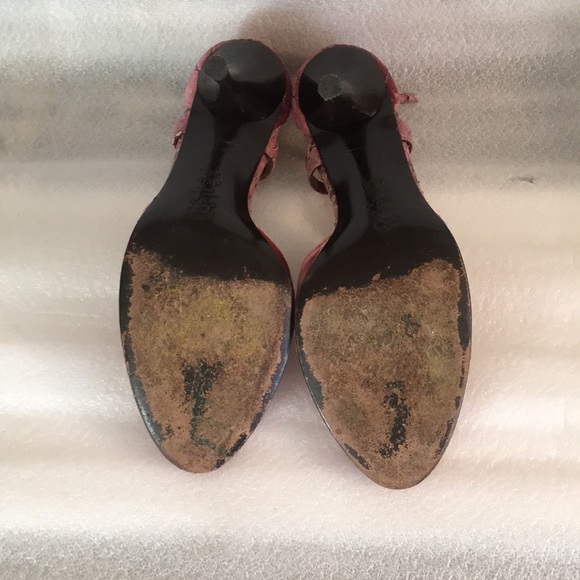 Sexy Dusty Pink Velvet & Snakeskin Pumps by BCBGMAXAZRIA - Picture 8 of 8